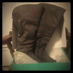 Dress/casual boots
